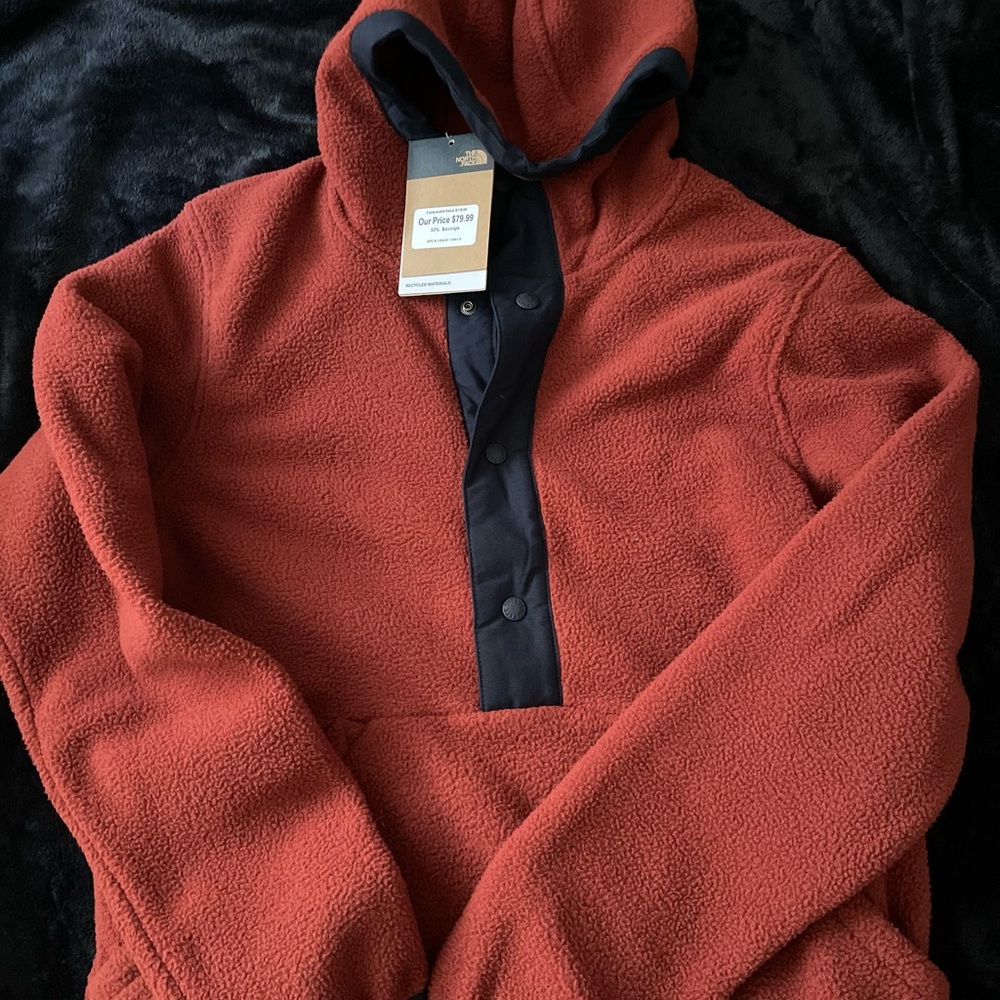 The North Face Men’s Carbondale 1/4 Snap Hoodie